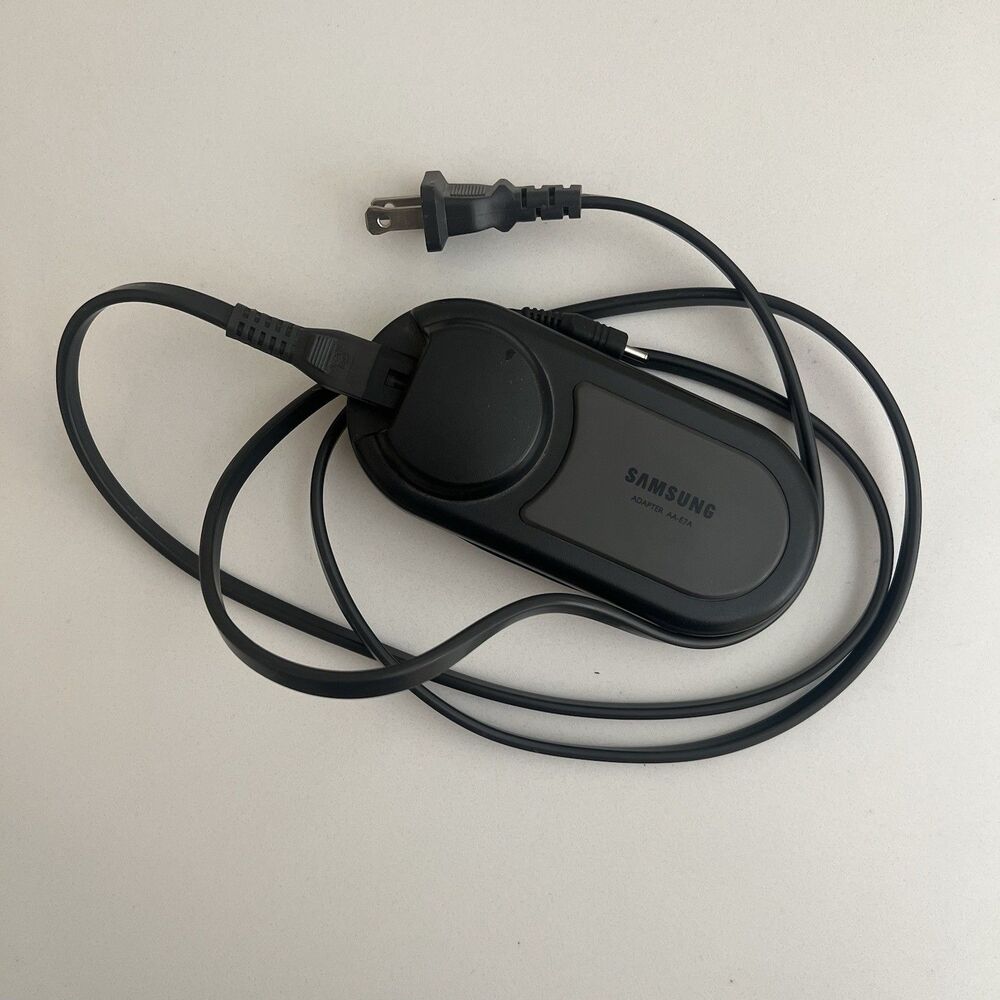 Samsung AA-E7A AC Power Adapter Charger 8.4V Supply  Camcorder Camera Working